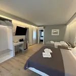 Atlantide Bed & Breakfast